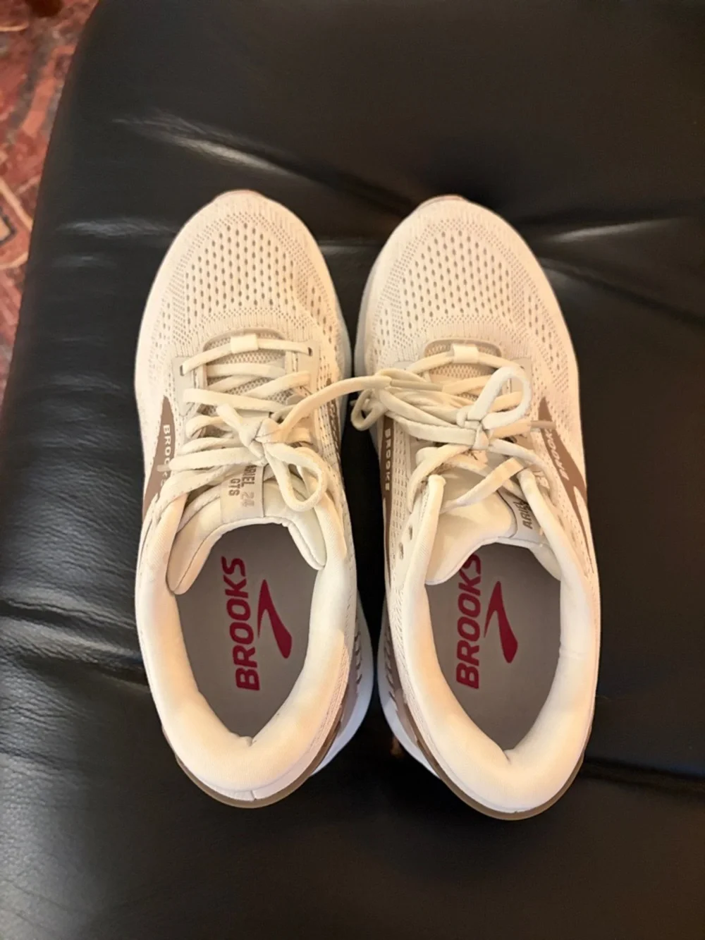 Brooks Ariel GTS Women's Running Shoes - Beige/Cream - Picture 2 of 3